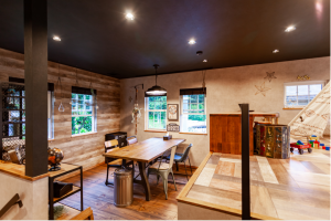 インダストリアルテイストの２F